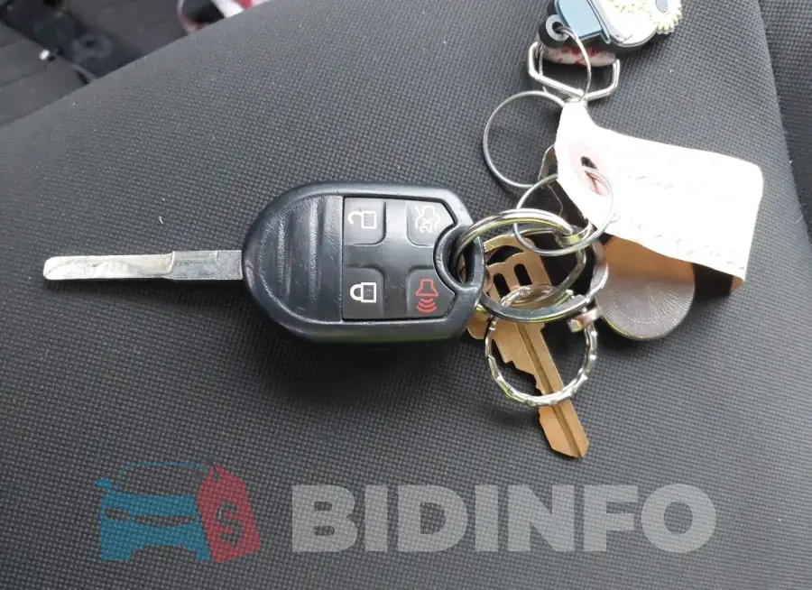 3FADP4EJ4FM172985 Photo# 11
