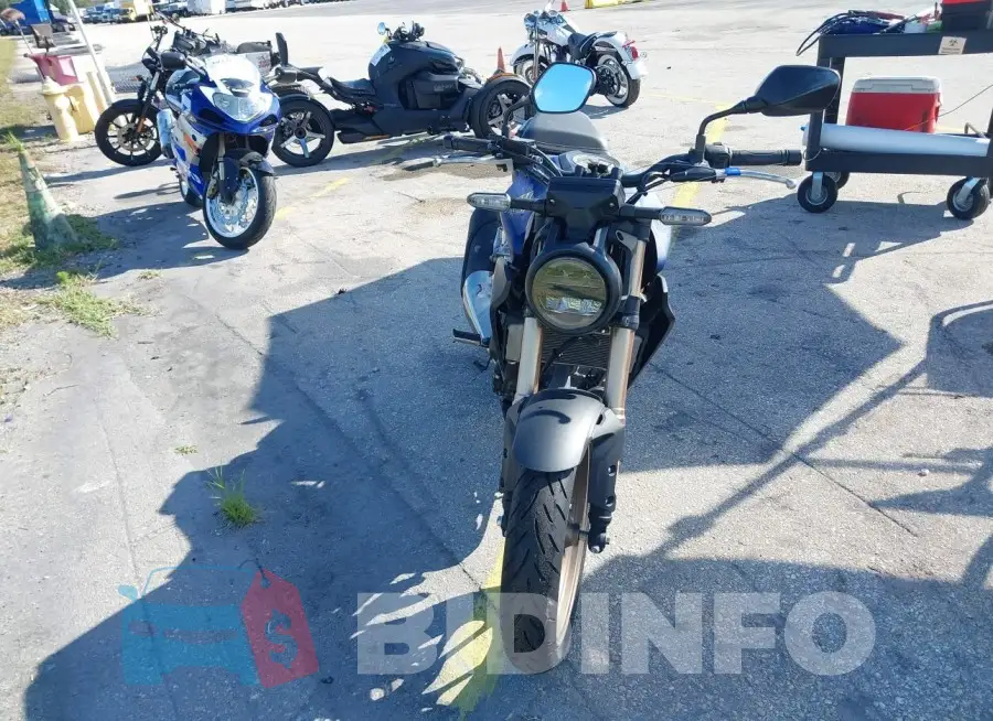 MLHNC5553L5000075 Photo# 5
