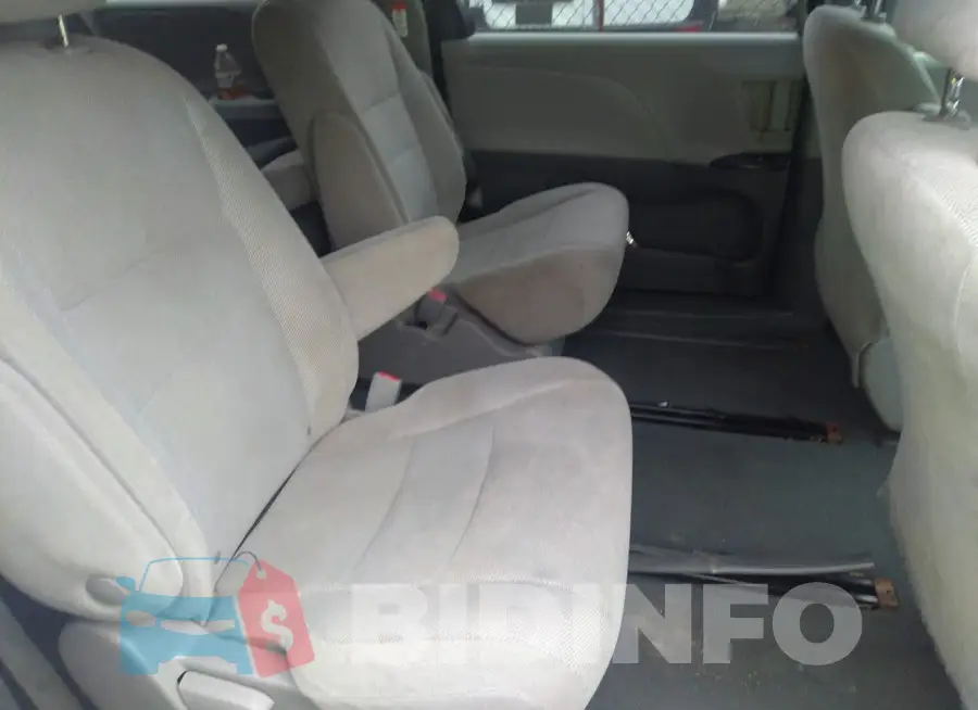 5TDZZ3DC5LS021835 Photo# 8