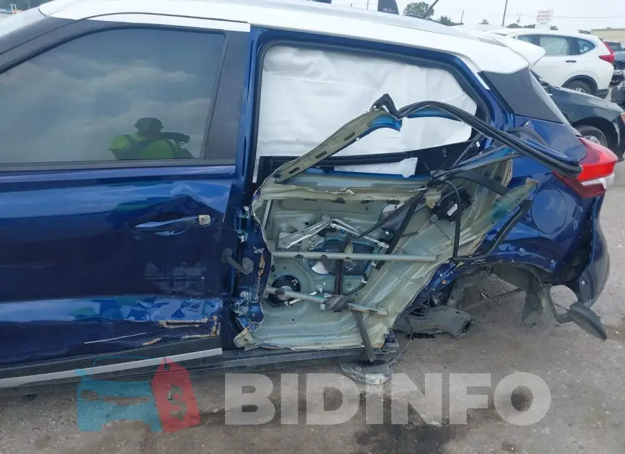 3N1CP5CU7KL518474 Photo# 6
