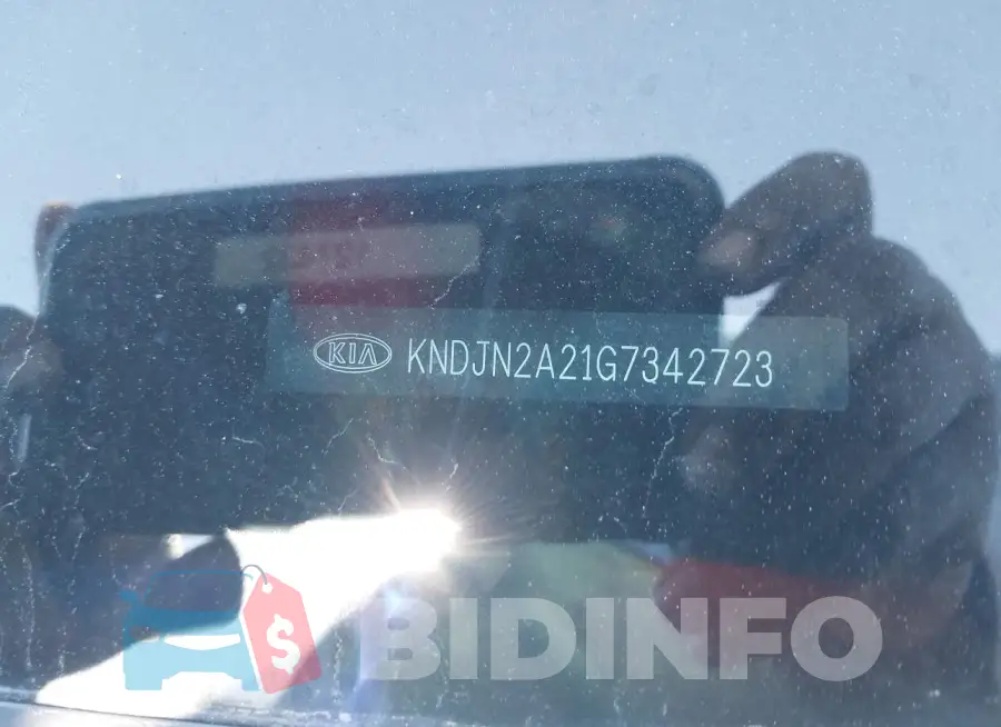 KNDJN2A21G7342723 Photo# 9