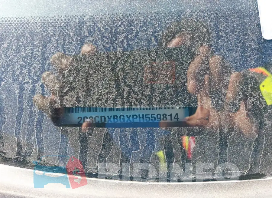 2C3CDXBGXPH559814 Photo# 9