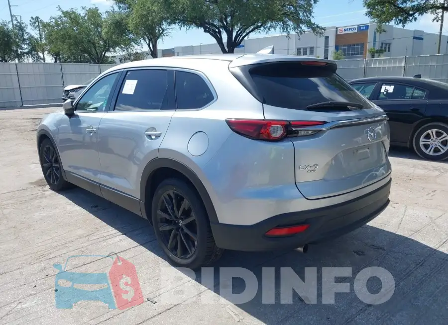JM3TCBAY8P0656534 Photo# 3