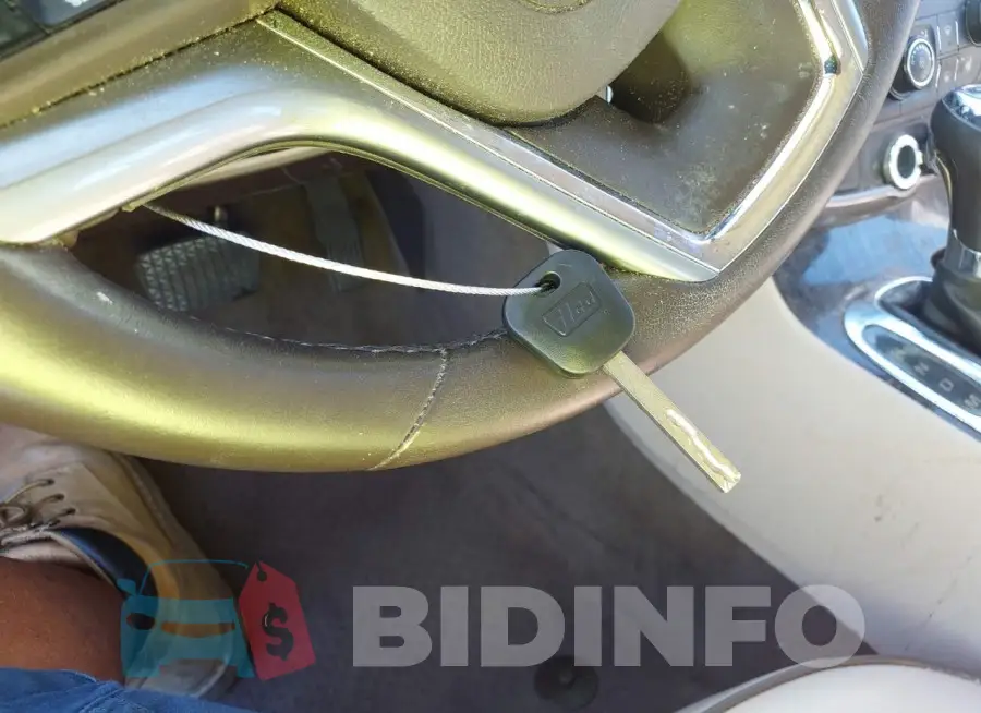 1G11D5SL7FF178614 Photo# 11