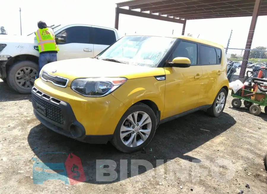 KNDJP3A5XF7142027 Photo# 2 KNDJP3A5XF7142027 Photo# 2