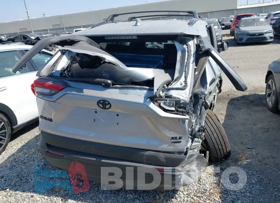 2T3A1RFV8PW337627 Photo# 16