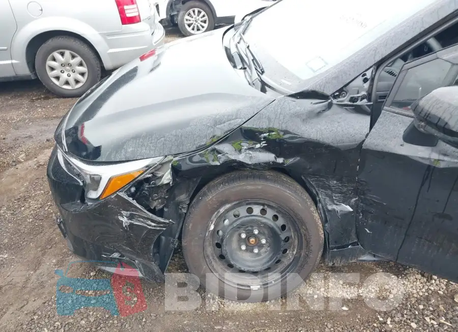 JTDBCMFE8R3033642 Photo# 6