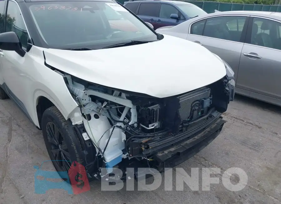 JN8BT3BB3PW201953 Photo# 6
