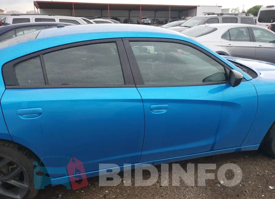 2C3CDXBG1KH636756 Photo# 13