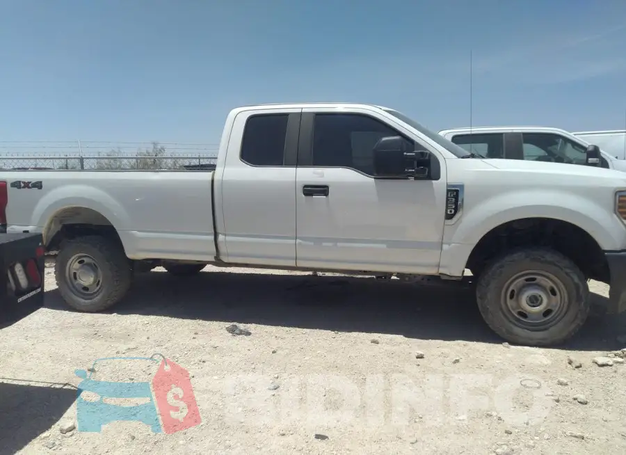 1FT8X3B66JEB22495 Photo# 13