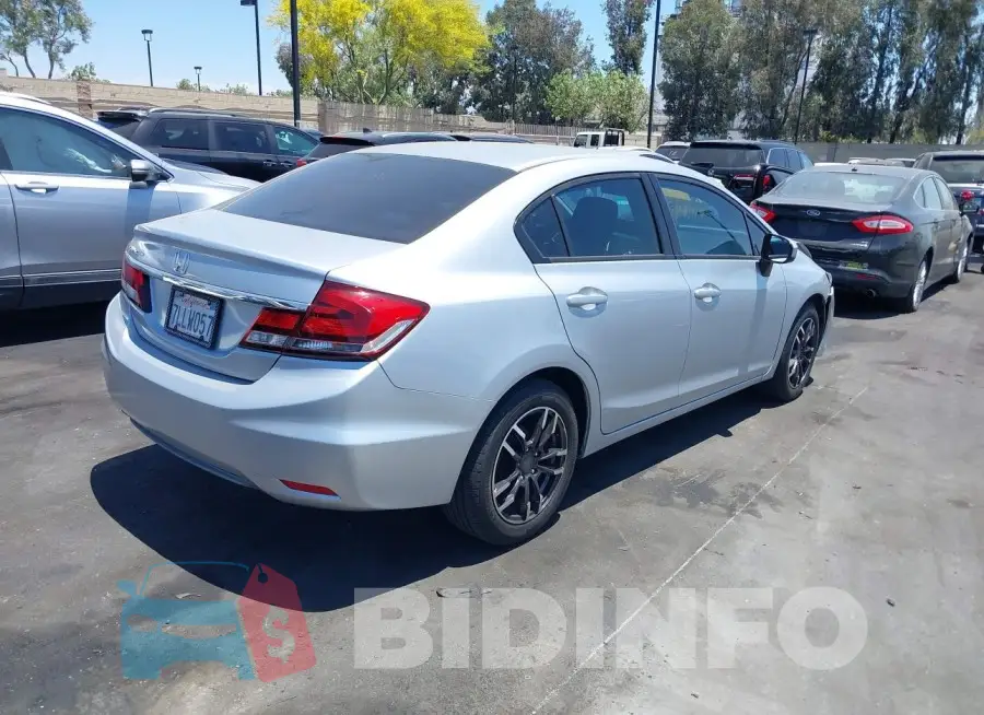 2HGFB2F51FH540157 Photo# 4