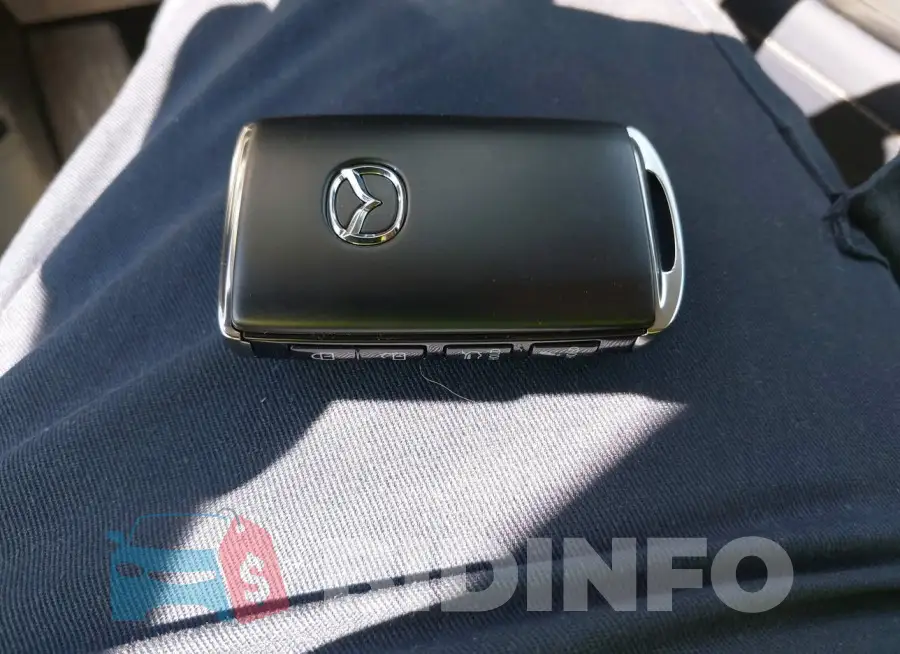 3MVDMBCL2LM130840 Photo# 11