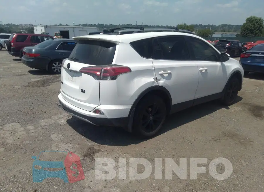 JTMRFREV8HD210543 Photo# 4