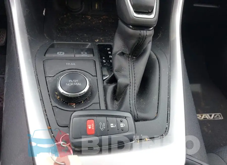 JTMRWRFV6MD559144 Photo# 11