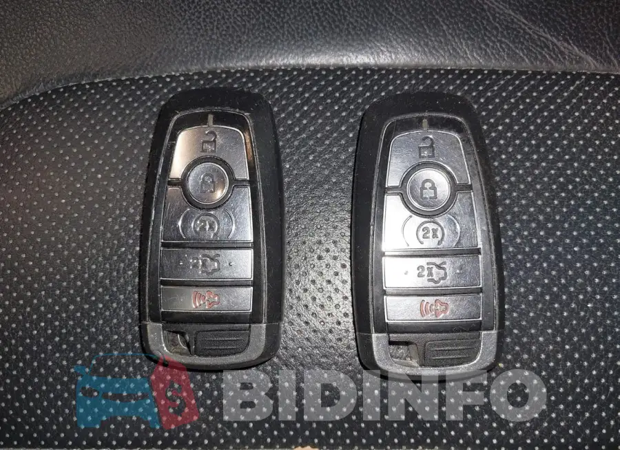 1FM5K8GT3JGB25755 Photo# 11