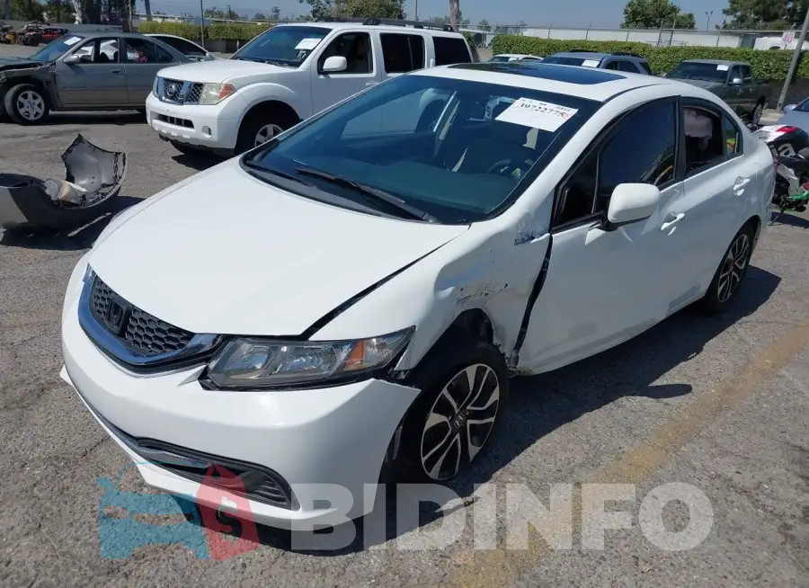 19XFB2F83EE208076 Photo# 2