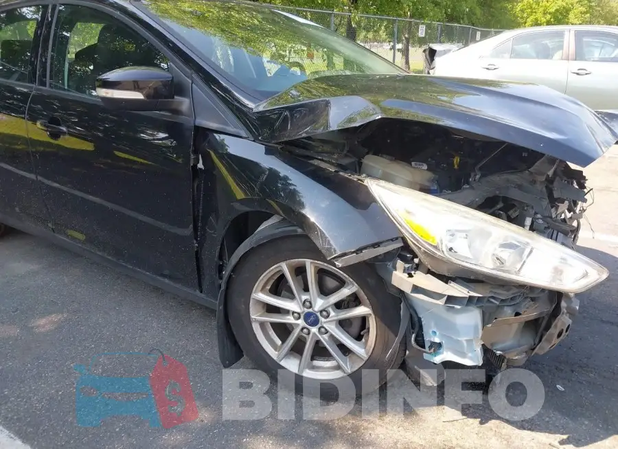 1FADP3F22GL210573 Photo# 13