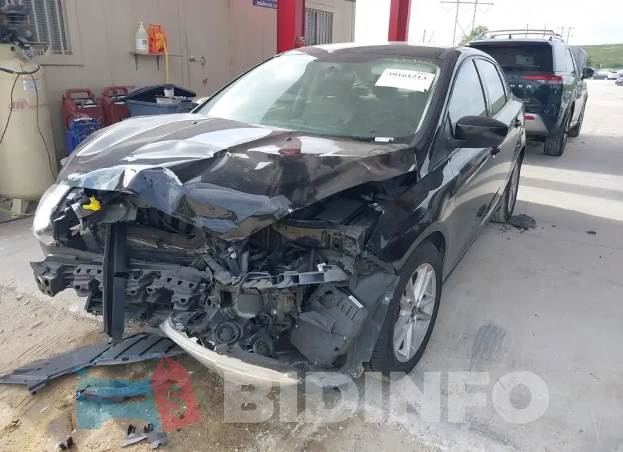 1FADP3F25JL299062 Photo# 2