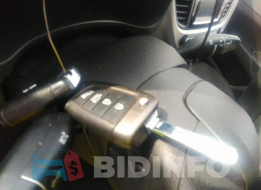 3KPC24A38KE049853 Photo# 11