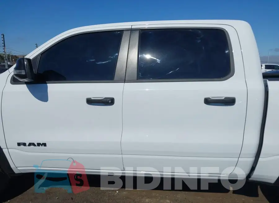 1C6SRFLT6NN473815 Photo# 14