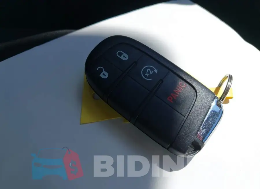 3C4NJDAB7JT107321 Photo# 11