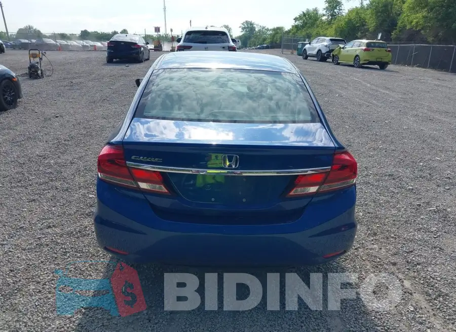 19XFB2F57FE058884 Photo# 17