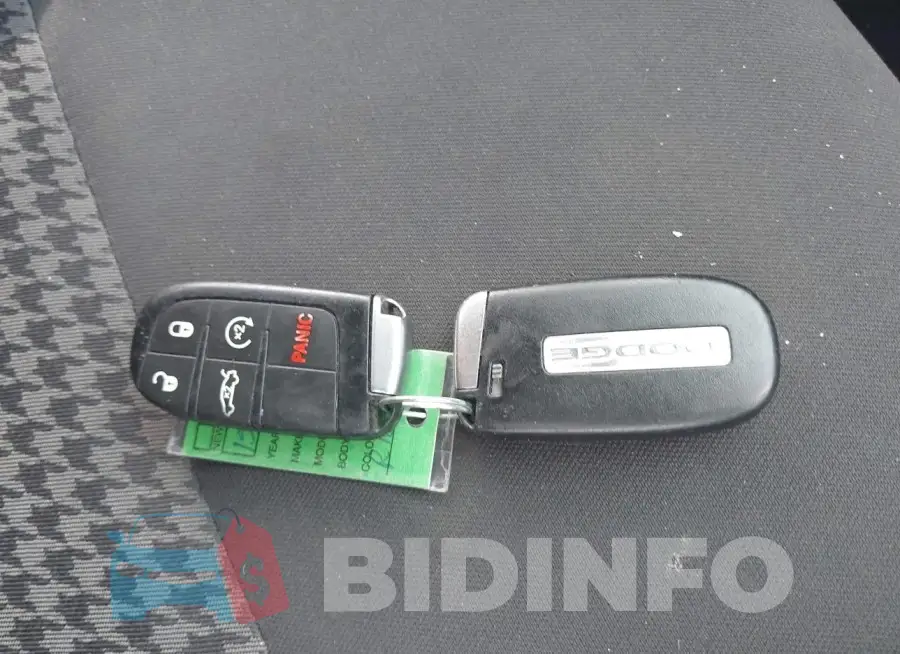 2C3CDXHG8KH683662 Photo# 11