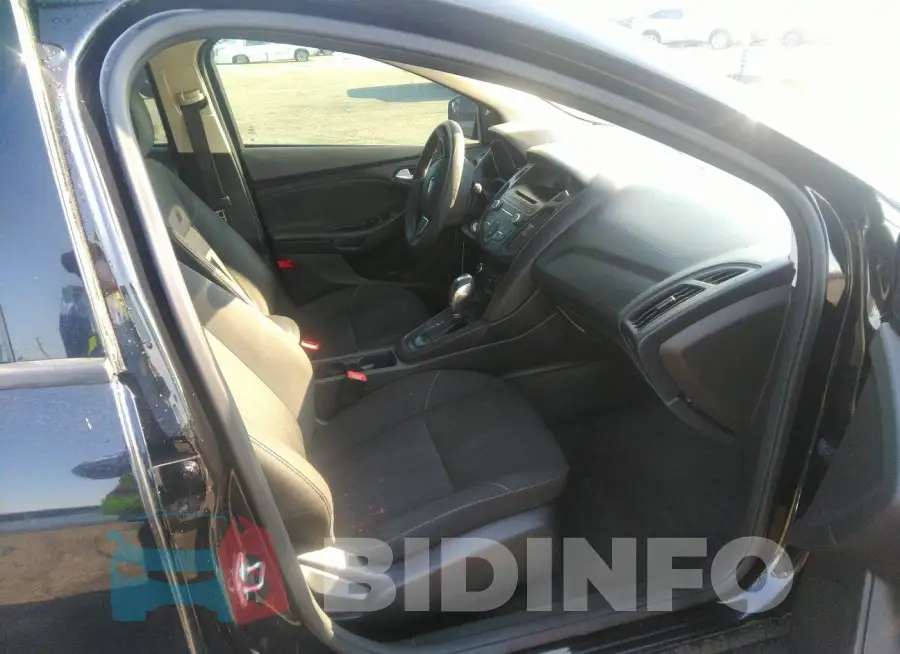 1FADP3K25GL269879 Photo# 5