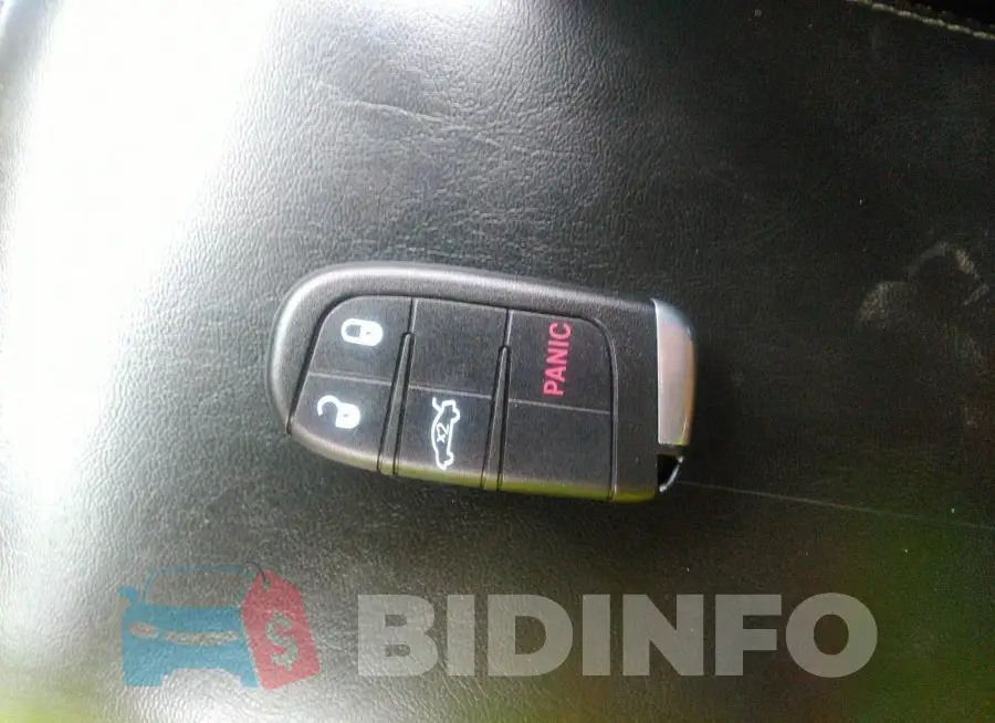 2C3CDXHG9FH924652 Photo# 11