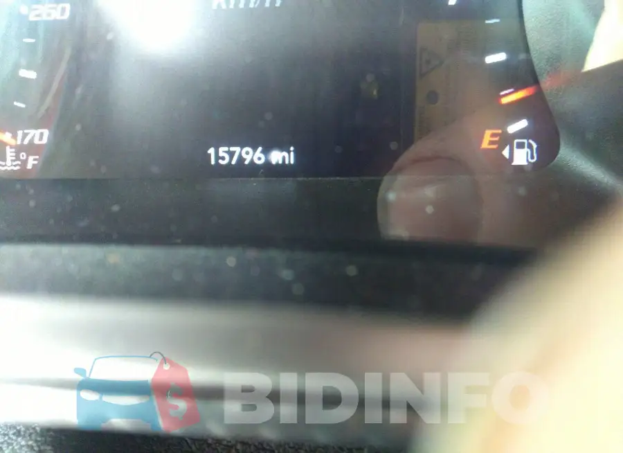 2C3CDZC97JH130634 Photo# 16