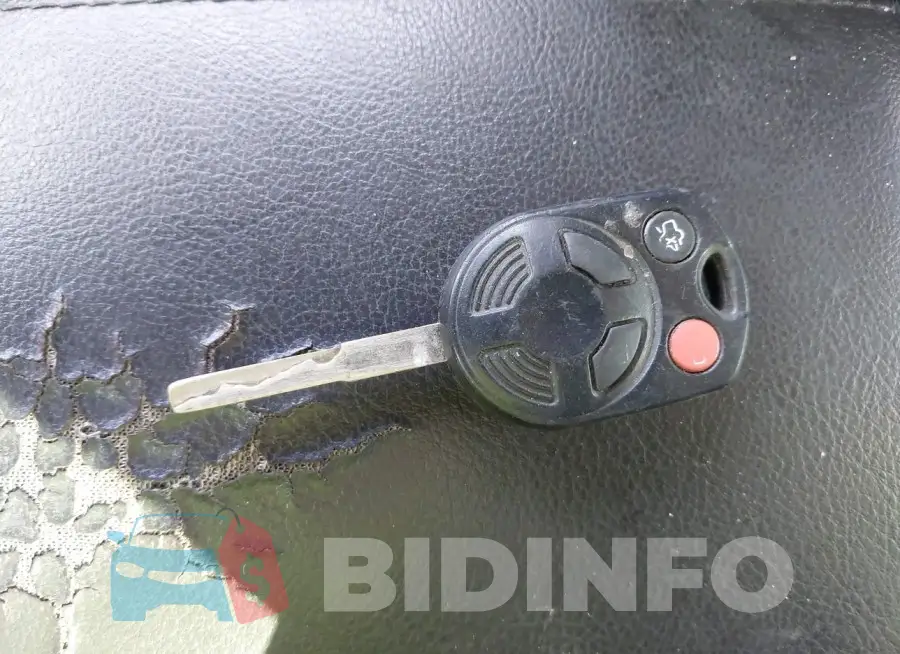 1FADP3F21FL230988 Photo# 11