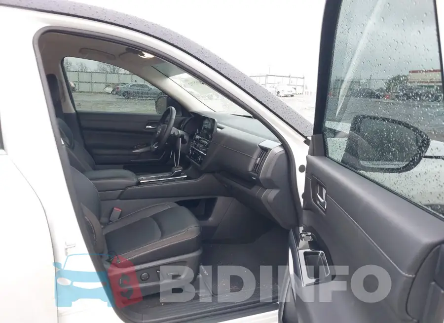 5N1DR3CAXPC272072 Photo# 5
