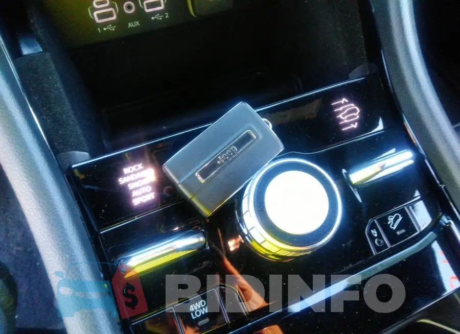 1C4RJKDG4N8538636 Photo# 11
