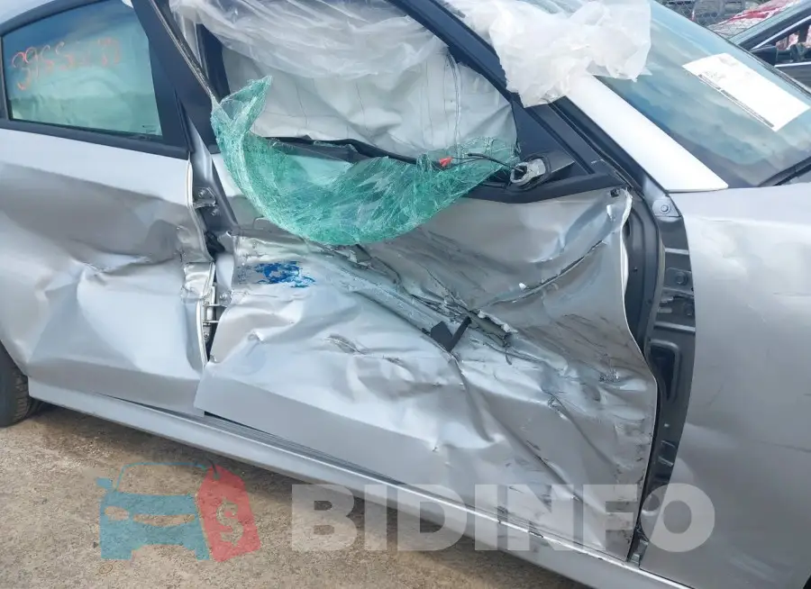2C3CDXMG8PH640632 Photo# 6