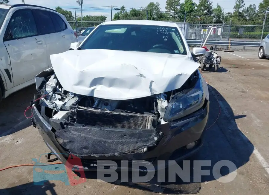1G11E5SLXEU157344 Photo# 13