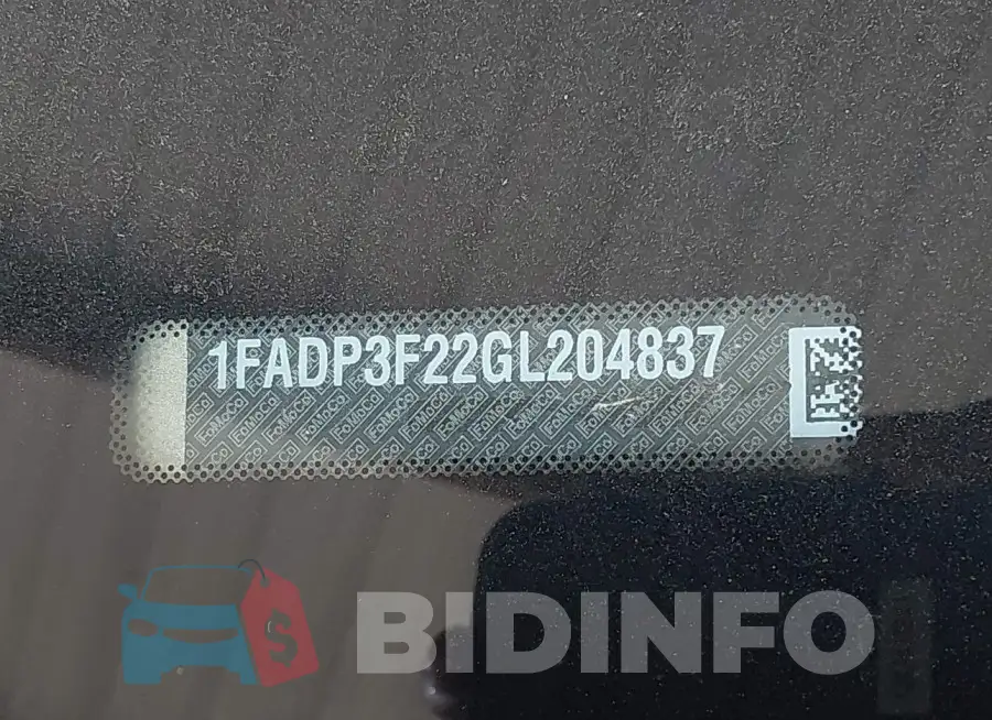 1FADP3F22GL204837 Photo# 9