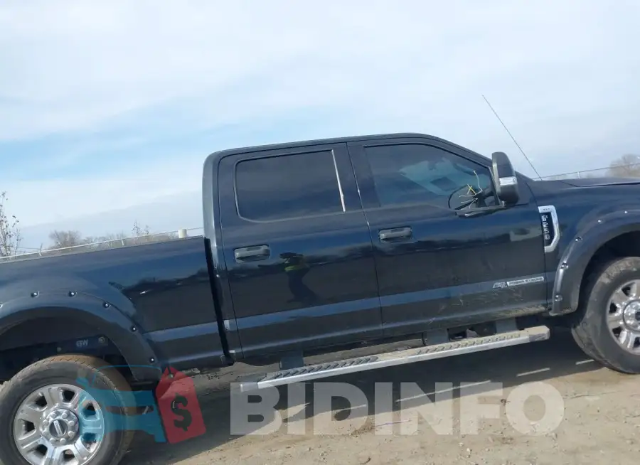 1FT7W2BT4JEB38712 Photo# 12