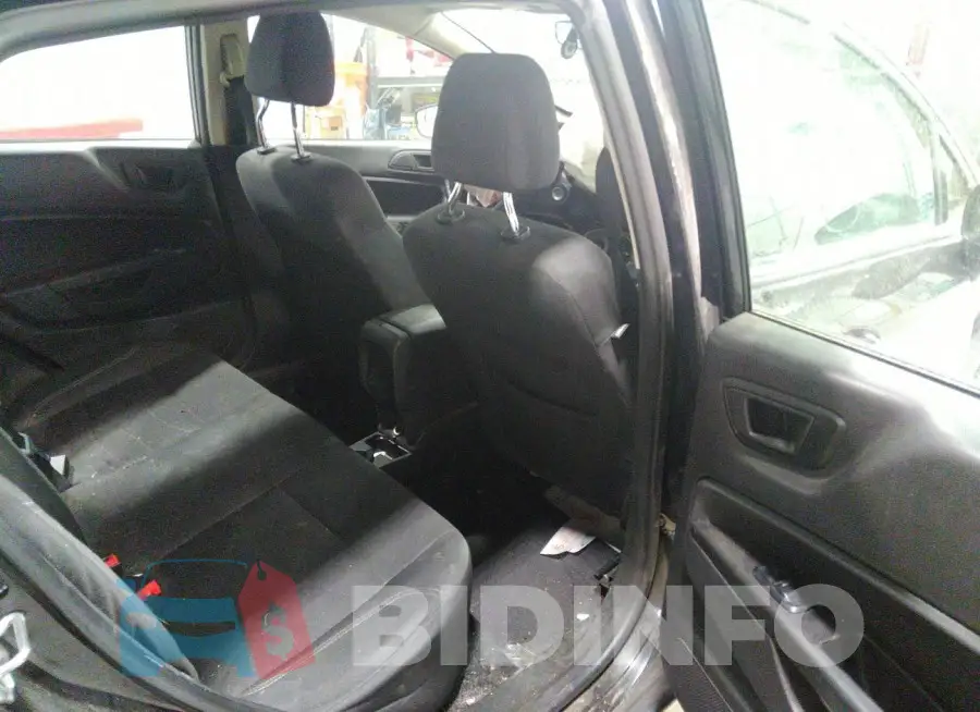 3FADP4EJ5JM106972 Photo# 8