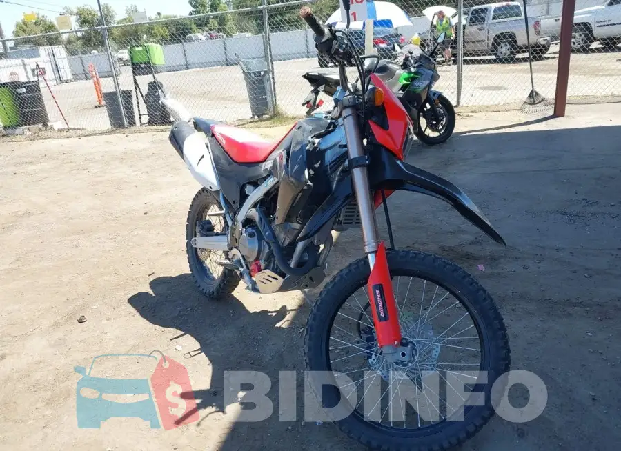 MLHMD4417L5300316 Photo# 1