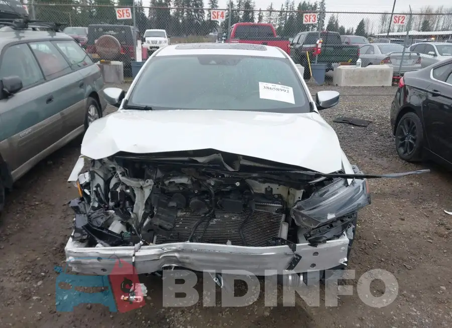 19UDE2F80MA000948 Photo# 12