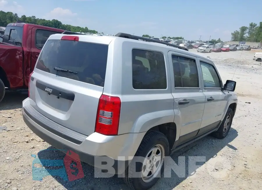 1C4NJPBA2ED552911 Photo# 4