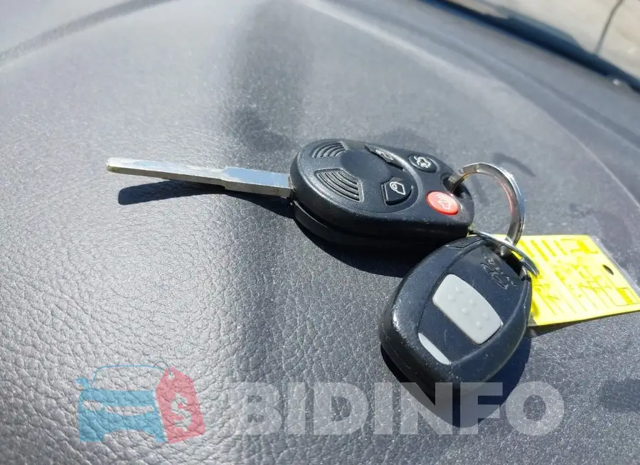 1FADP3E27GL267661 Photo# 11