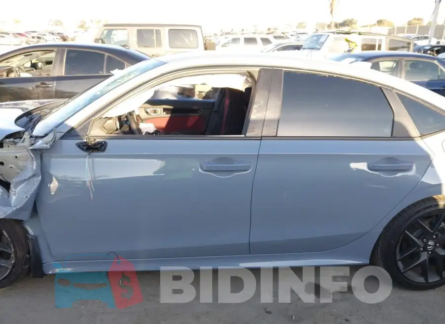 2HGFE1E50RH470996 Photo# 15