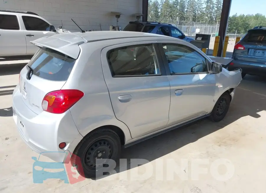 ML32A3HJ5FH044447 Photo# 4