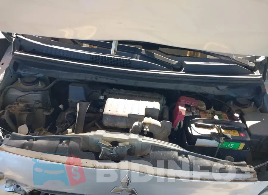 ML32A3HJ5FH044447 Photo# 10