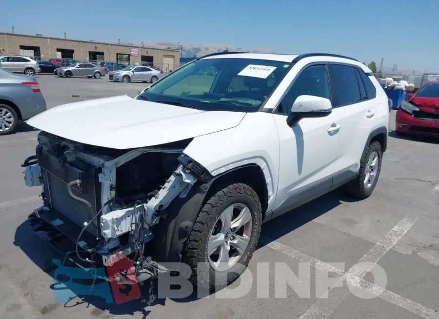 JTMRWRFV5KD005672 Photo# 2