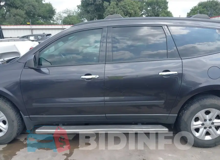 1GNKRFKD4FJ155338 Photo# 14