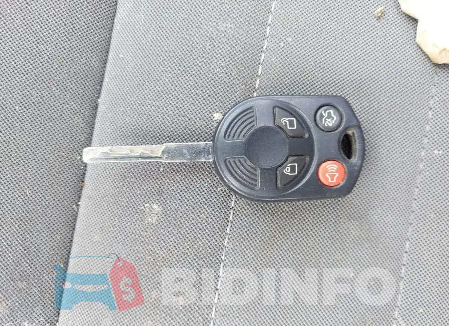 1FMCU9G91FUB16170 Photo# 11