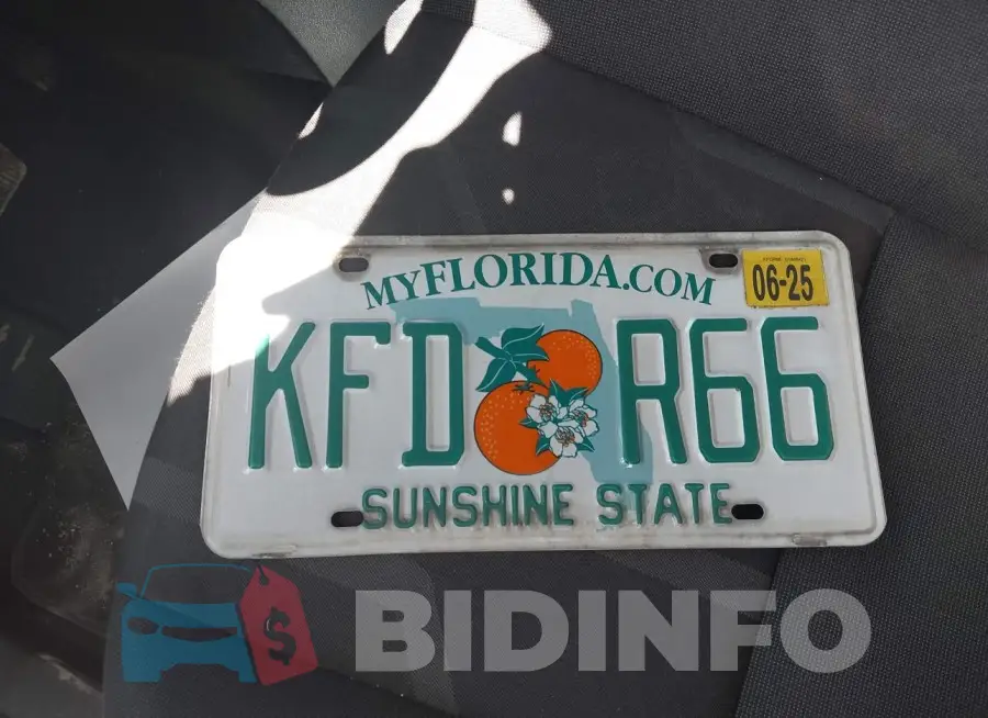 NM0LS7F79J1357836 Photo# 18