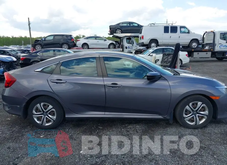 19XFC2F56HE220522 Photo# 13